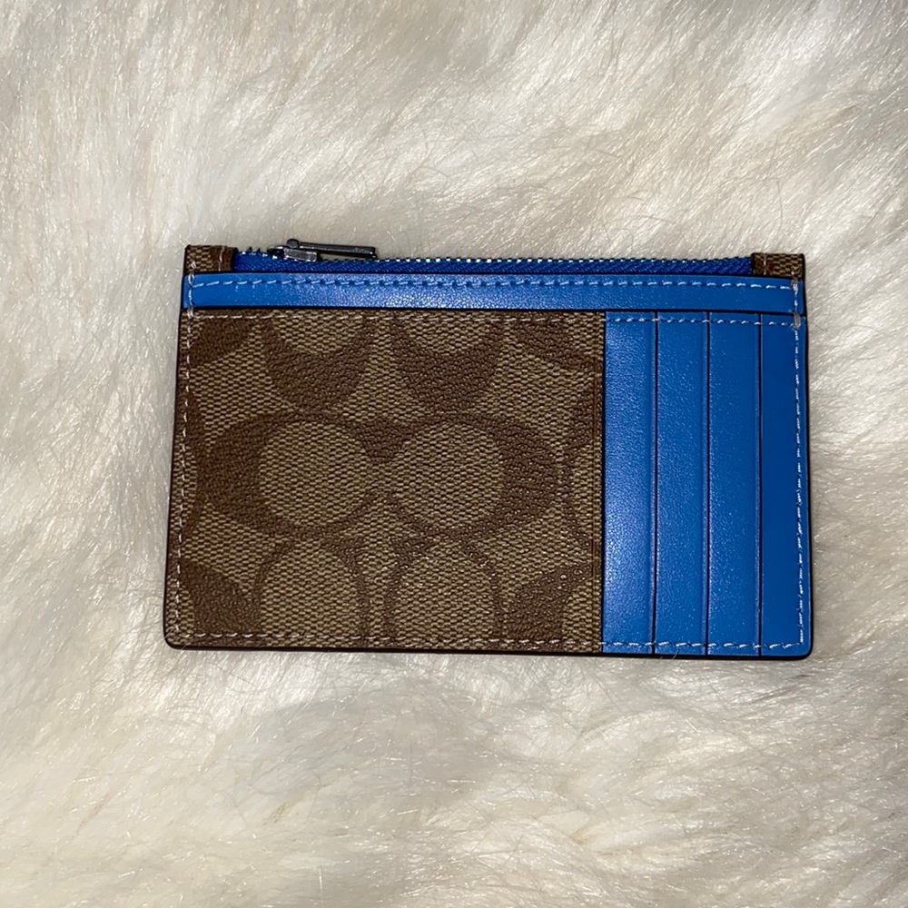 Coach Cardcase in Signature Canvas